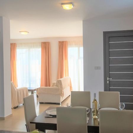 Coral Bay Villa 10 Екстер'єр фото
