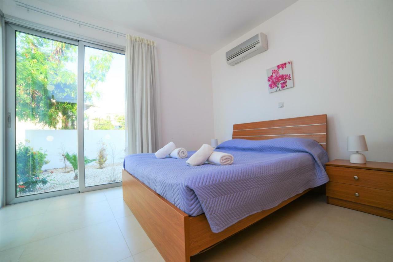 Coral Bay Villa 10 Екстер'єр фото